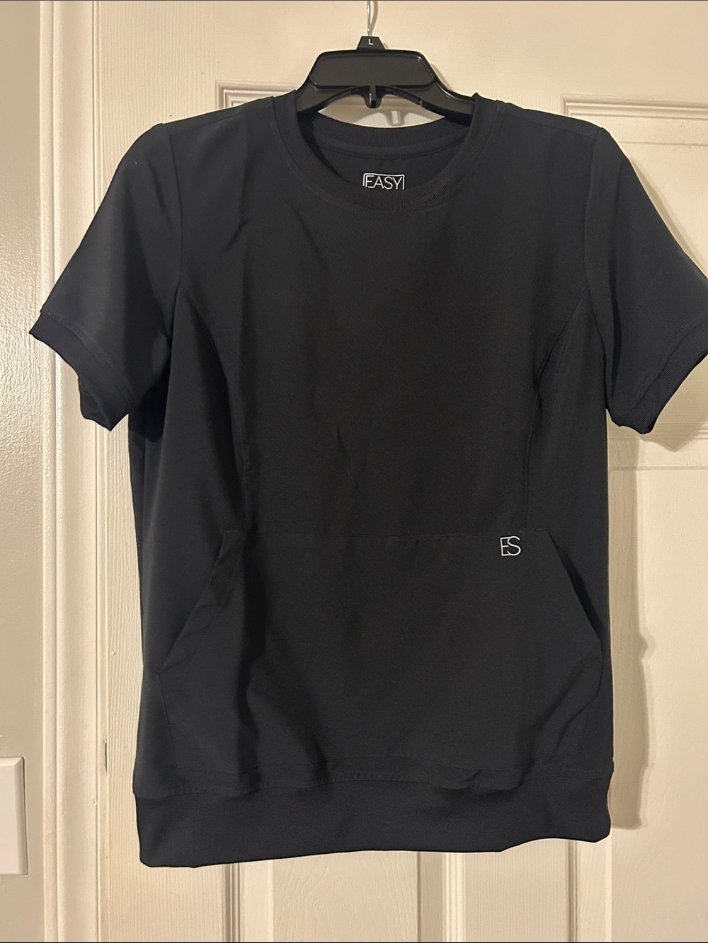 EASY Black Short Sleeve Pullover Top